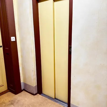 Apartment Grand 5 Pieces Au Centre *