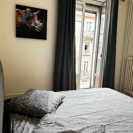 Apartment Grand 5 Pieces Au Centre *