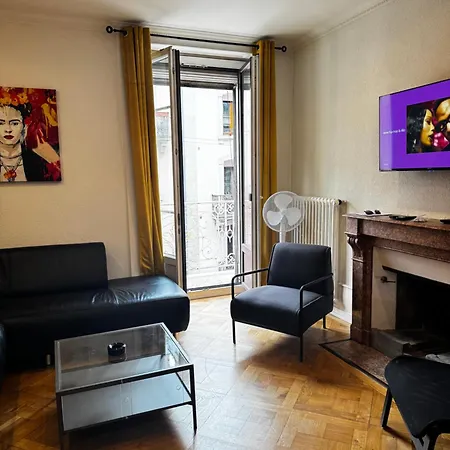 Apartment Grand 5 Pieces Au Centre Genf